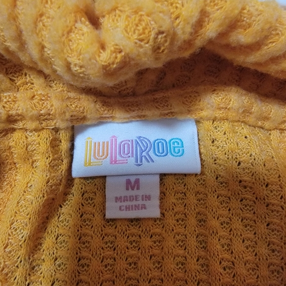 Top - Picture 2 of 3